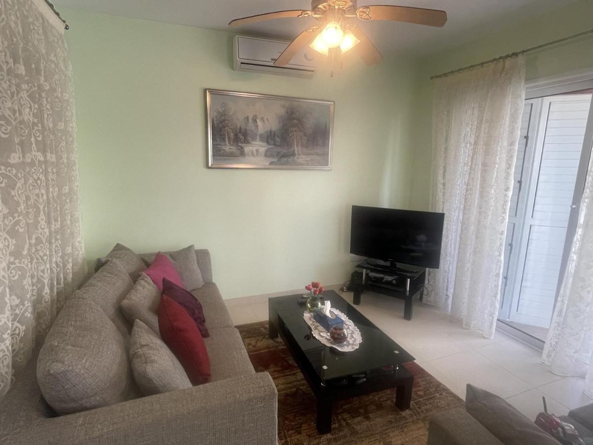 Nerina Apartment Paphos ภายนอก รูปภาพ