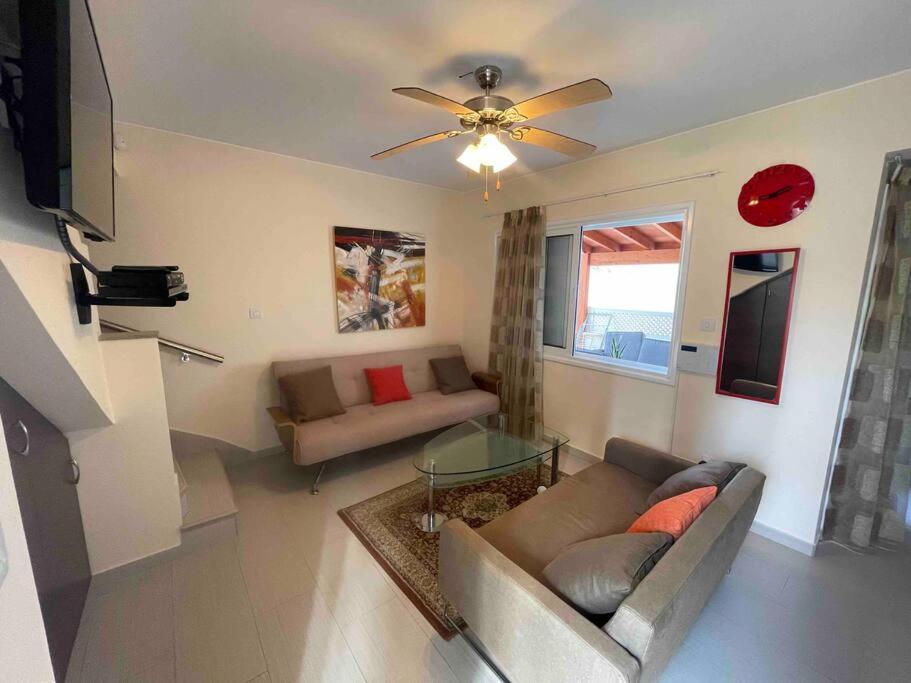 Nerina Apartment Paphos ภายนอก รูปภาพ